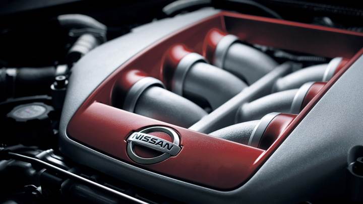 2012 Nissan GT-R Engine Closeup